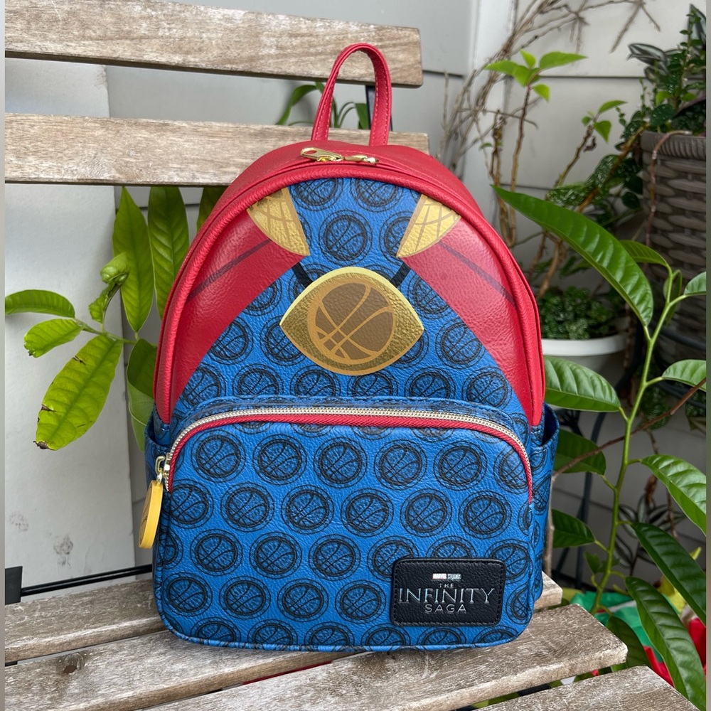 NWT SOLD OUT Loungefly Marvel’s Doctor Strange Cosplay Mini Backpack exclusive.